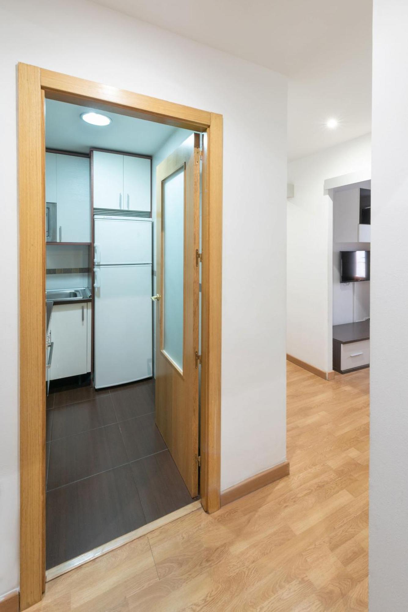 Apartamentos Day Madrid San Antonio Centro Gran Via Sol Malasana Exterior photo